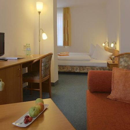 Adler-Hotel Delitzsch Exterior foto